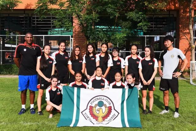 韩旭16分杨力维10+5 中国女篮热身不敌西班牙